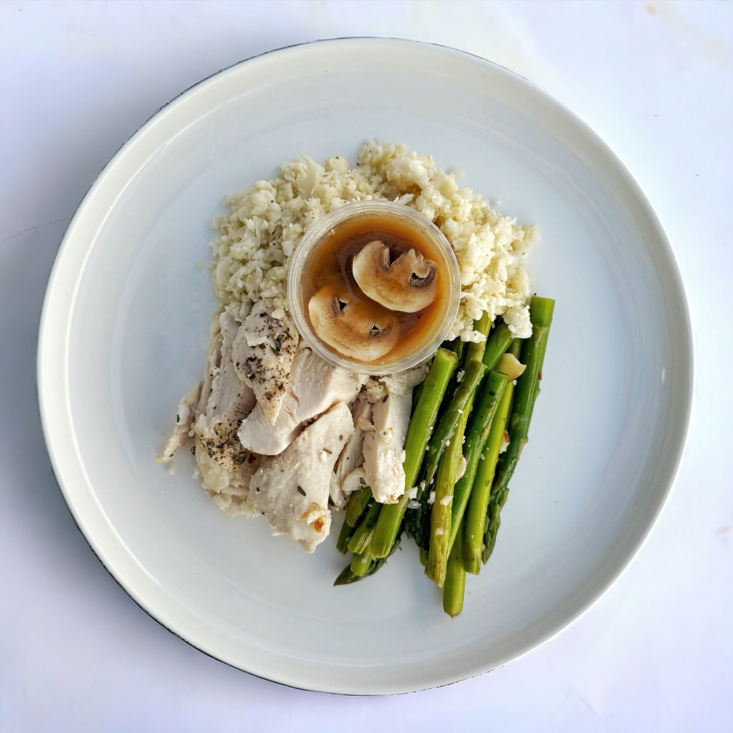 Pechuga de Pollo con Salsa de Champiñón