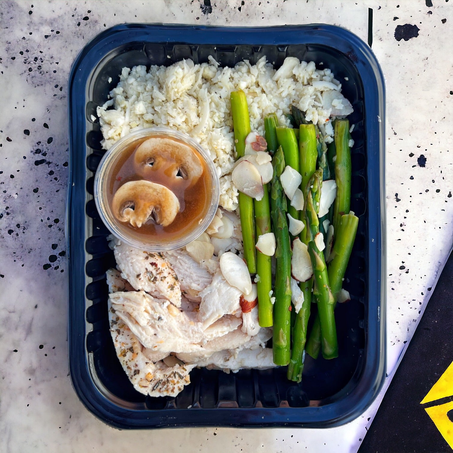 Pechuga de Pollo con Salsa de Champiñón