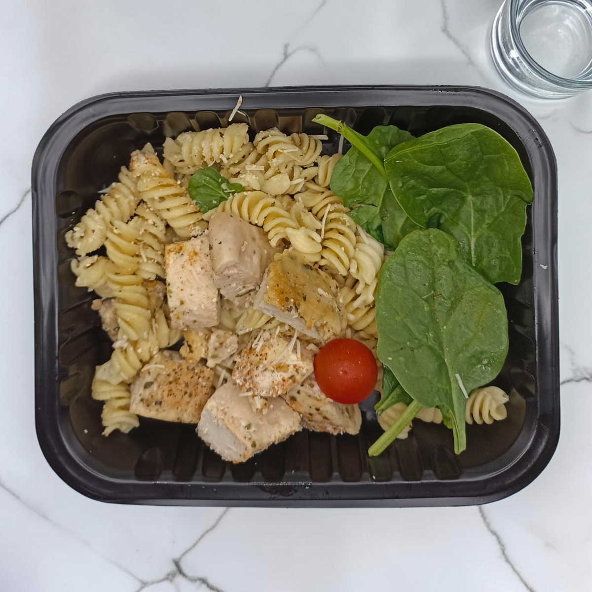 Pollo Parmesano y Pesto