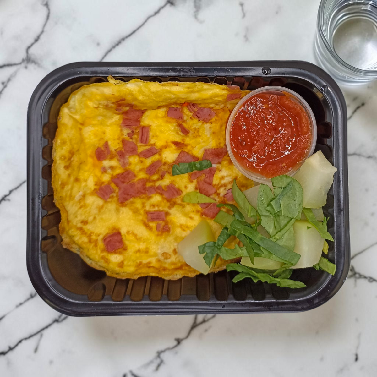 Tortilla de Huevo Rellena de Jamón