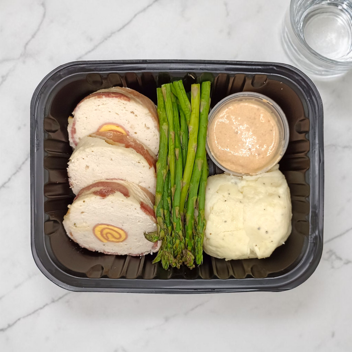Rollo de Pollo con Cheddar y Jamón