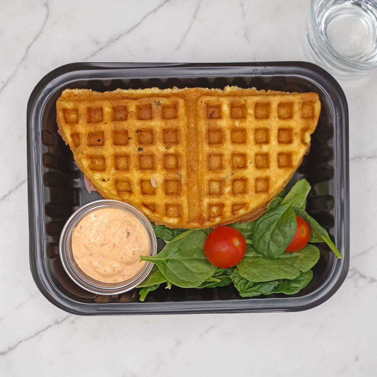 Waffle Salado Relleno de Jamón